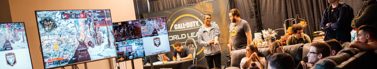 Zomer, creatieve kampen en speelhuizen