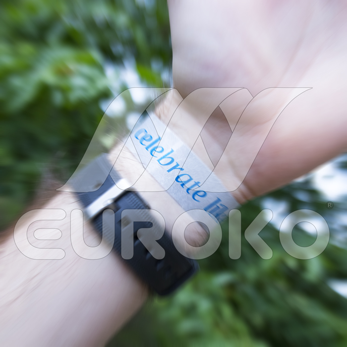 Confort optimal et ajustement universel pour tous les poignets.