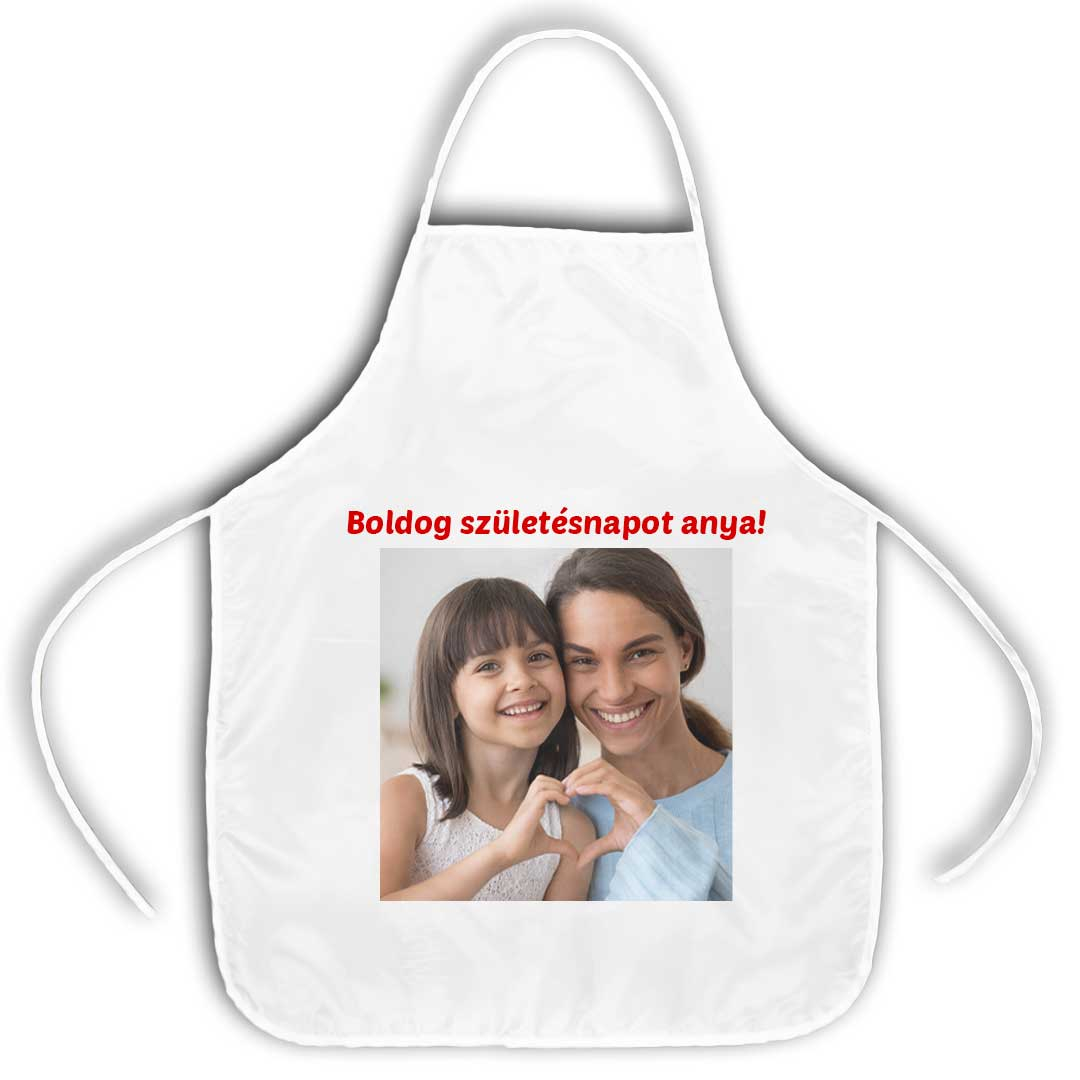 Taille standard confortable avec design classique à bavette.