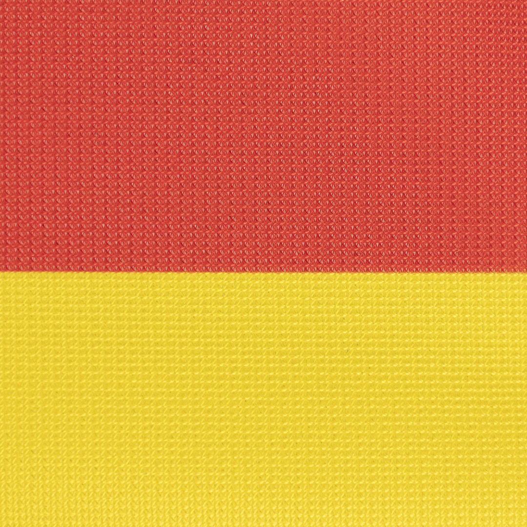 Polyester léger et résistant pour une durabilité exceptionnelle.