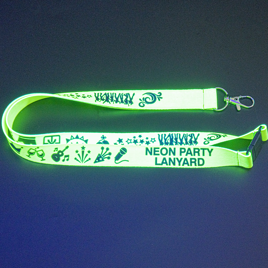 Onze UV-reactieve neon keycords gloeien spectaculair onder blacklight.