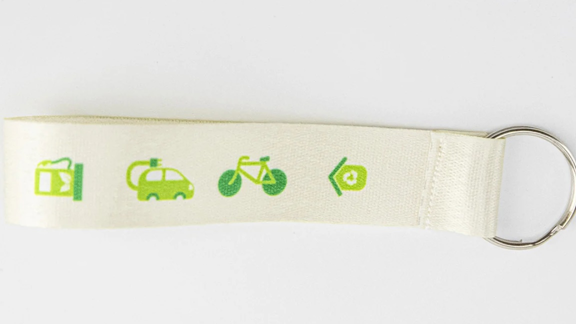 Gemaakt van 100% gerecycled RPET-materiaal voor een duurzame keuze.