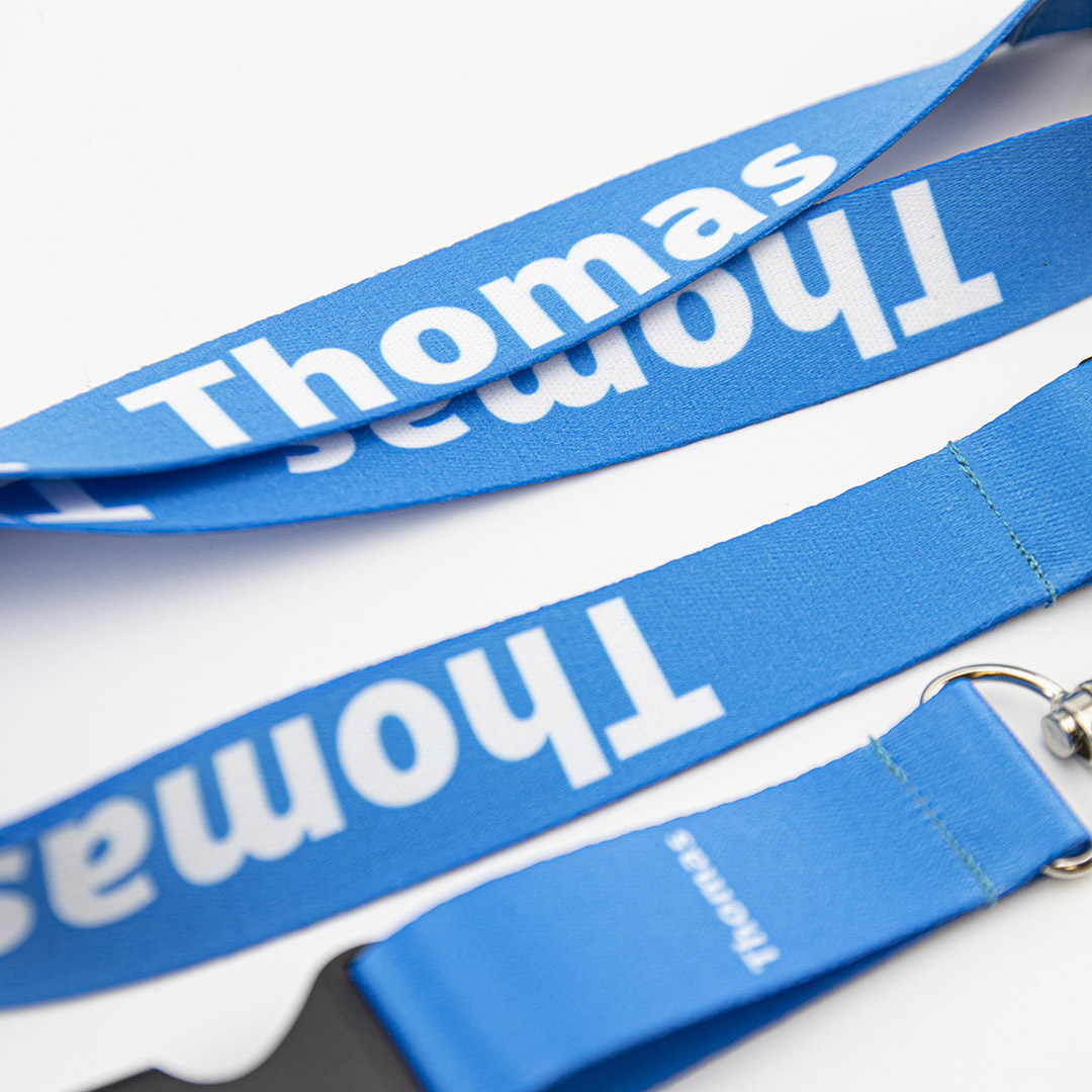 Matériaux imperméables et résistants pour un usage quotidien.