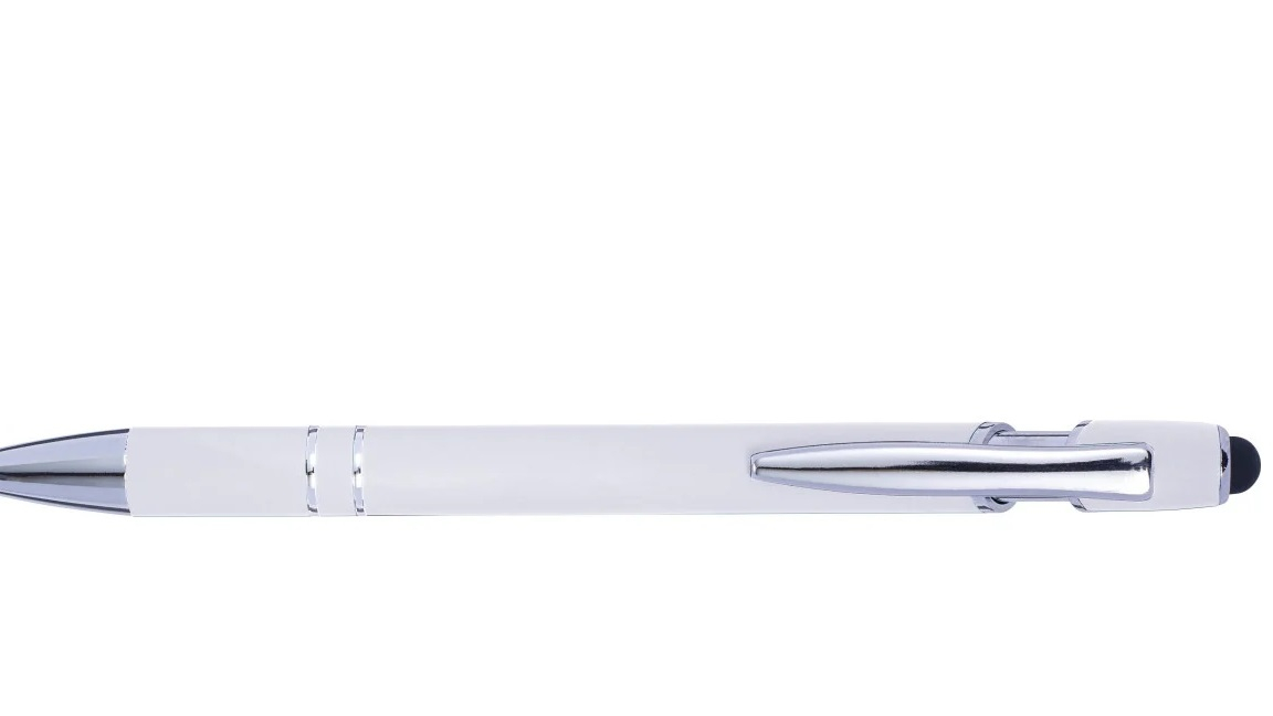 Finition premium soft-touch et détails chromés pour un confort optimal.