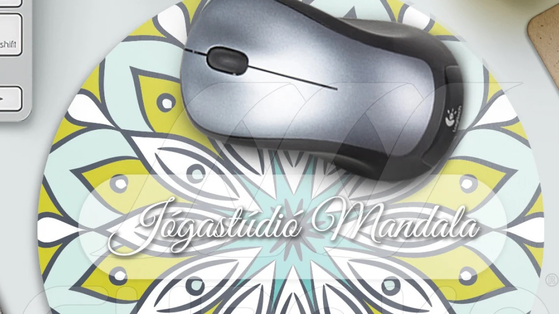 Design circulaire élégant qui ajoute une touche unique à votre bureau.