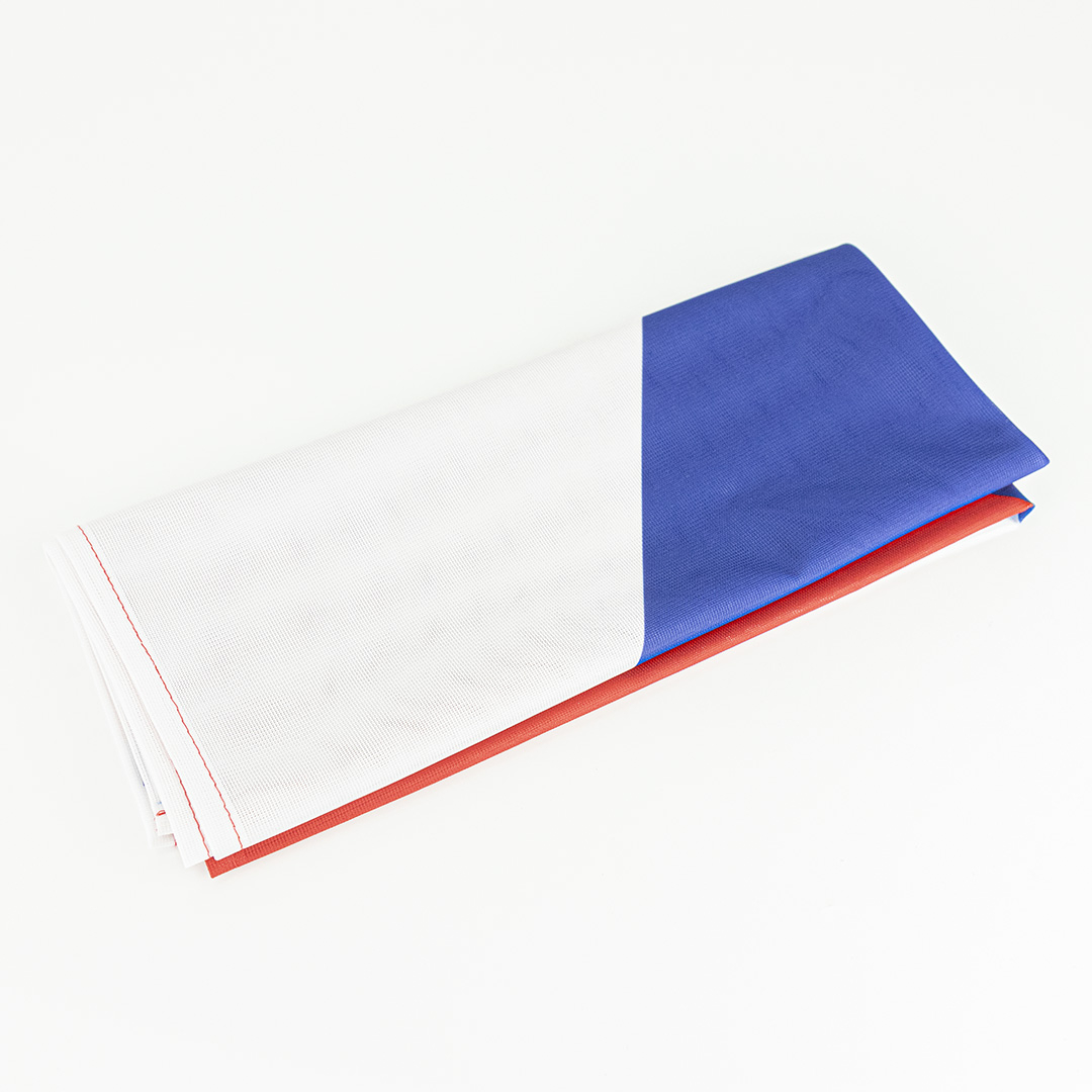 Lavable en machine, couleurs durables saison après saison.